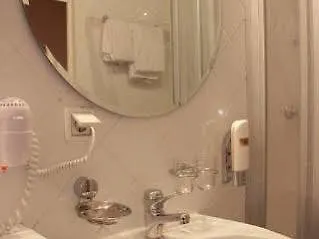 Hotel Ariana Dusseldorf